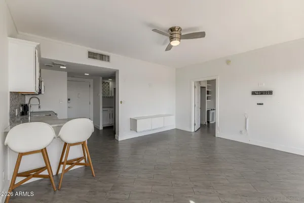 $185,000 | 4750 North Central Avenue, Unit E16, Phoenix, AZ 85012