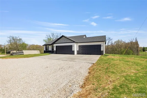 $359,000 | 17620 Highway F Bowling Green, Bowling Green, MO 63334