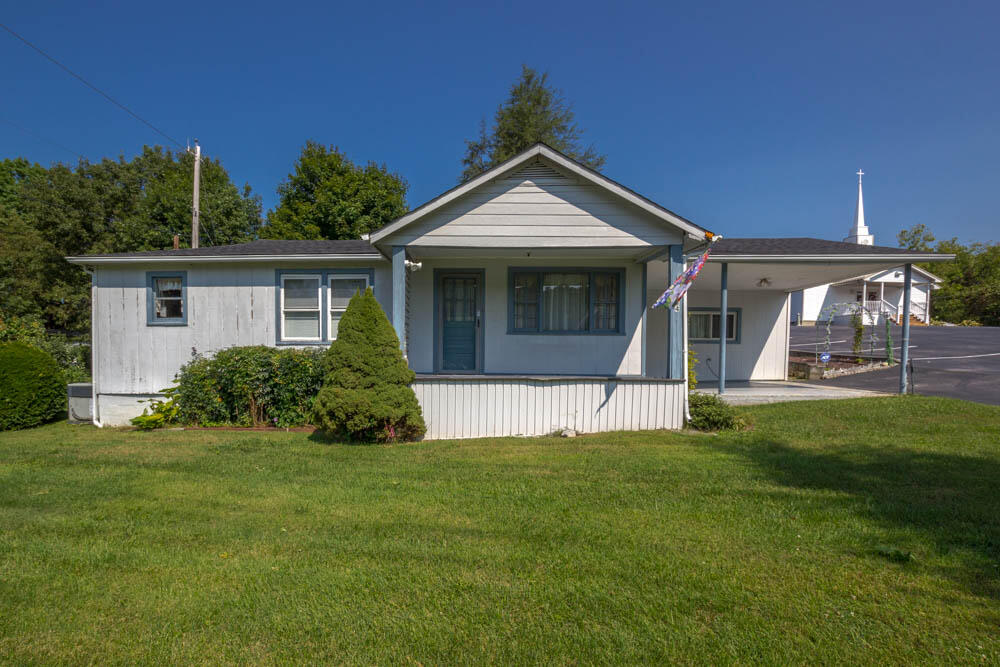 5764 Orebank Road Kingsport, TN 37664 - Photo 1 of 39 IMG_6121