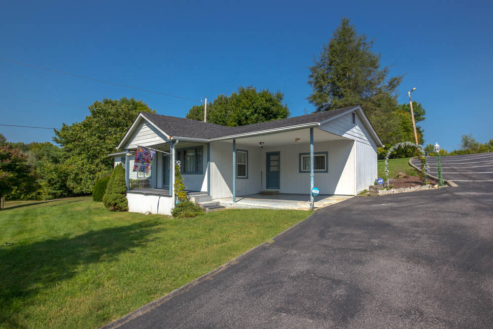 5764 Orebank Road Kingsport, TN 37664 - Photo 22 of 39 IMG_6119