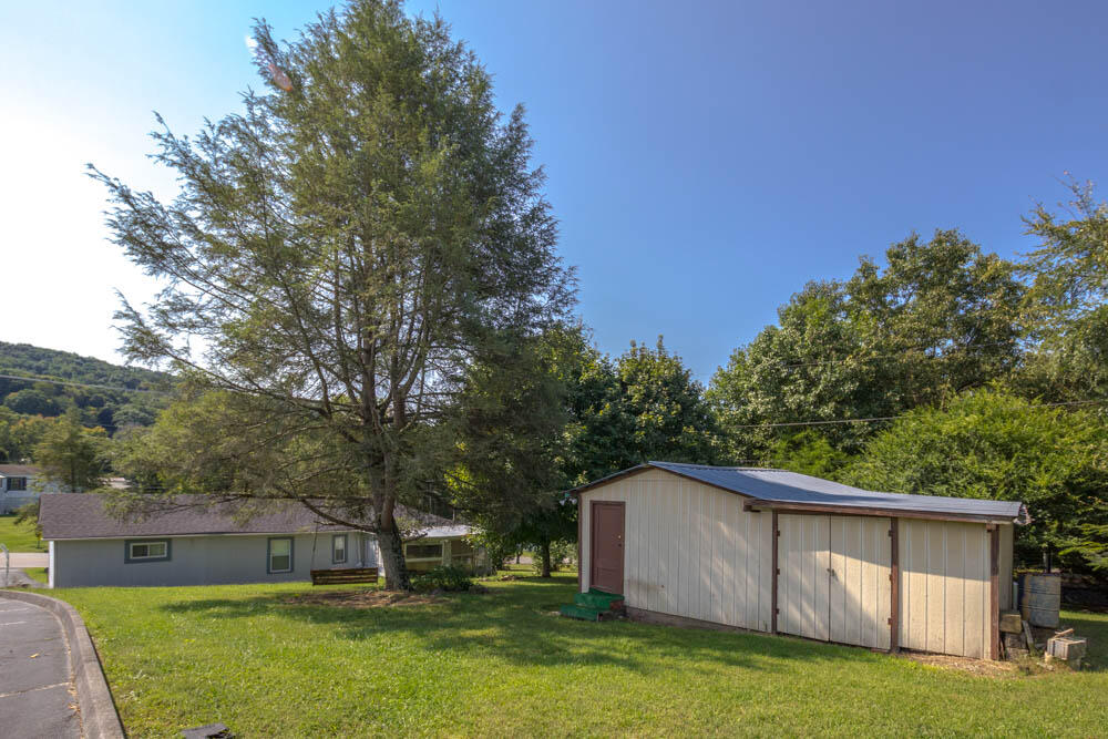 5764 Orebank Road Kingsport, TN 37664 - Photo 29 of 39 IMG_6127