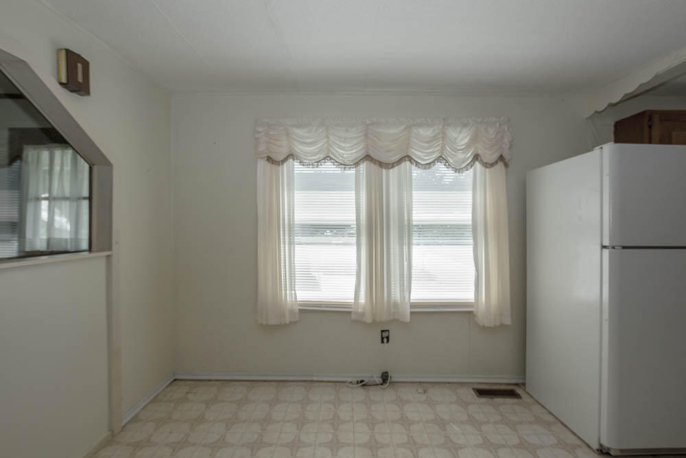 5764 Orebank Road Kingsport, TN 37664 - Photo 6 of 39 IMG_6139