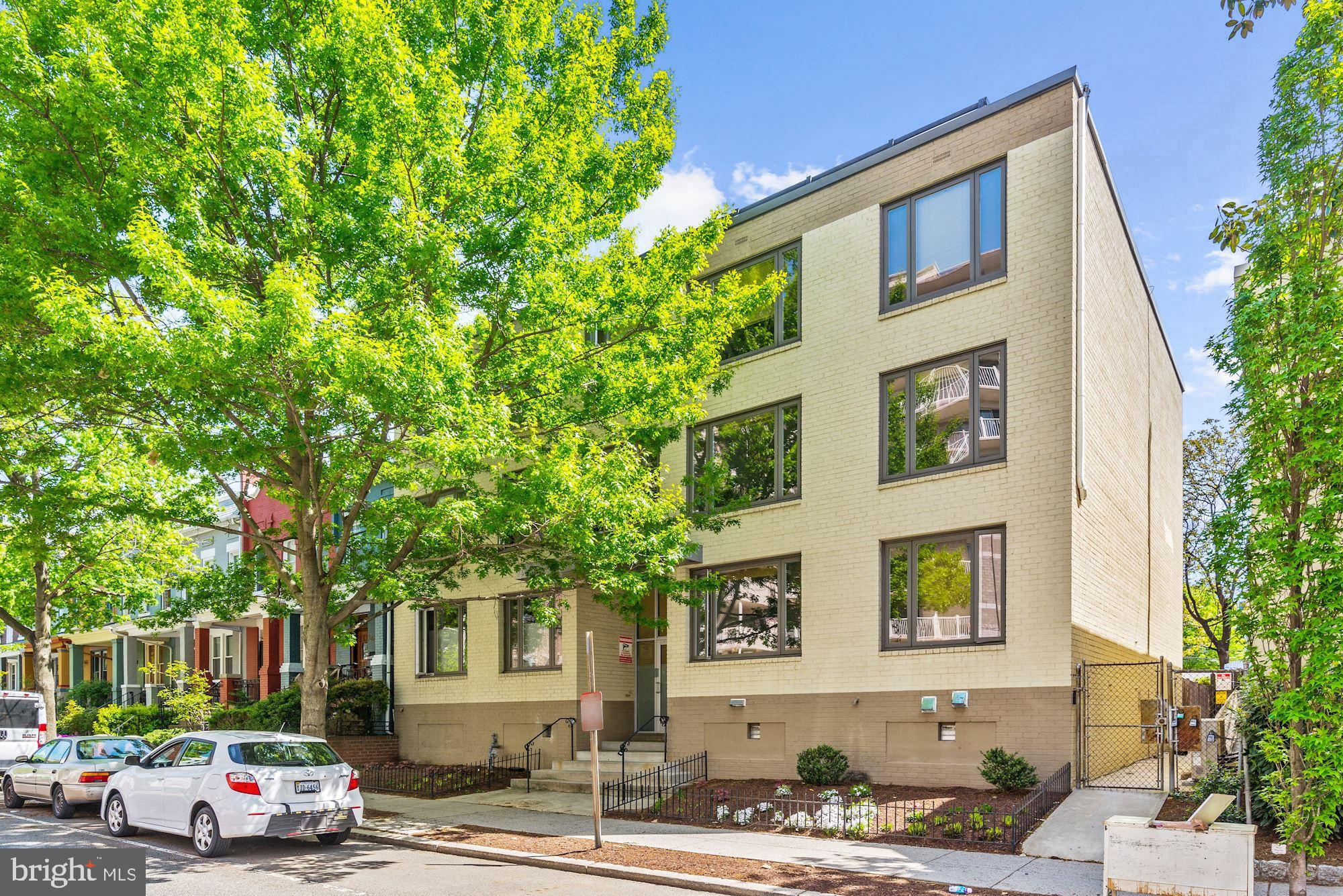 2639 15th Street Northwest, Unit 104 Washington, DC 20009 - Photo 2 of 20