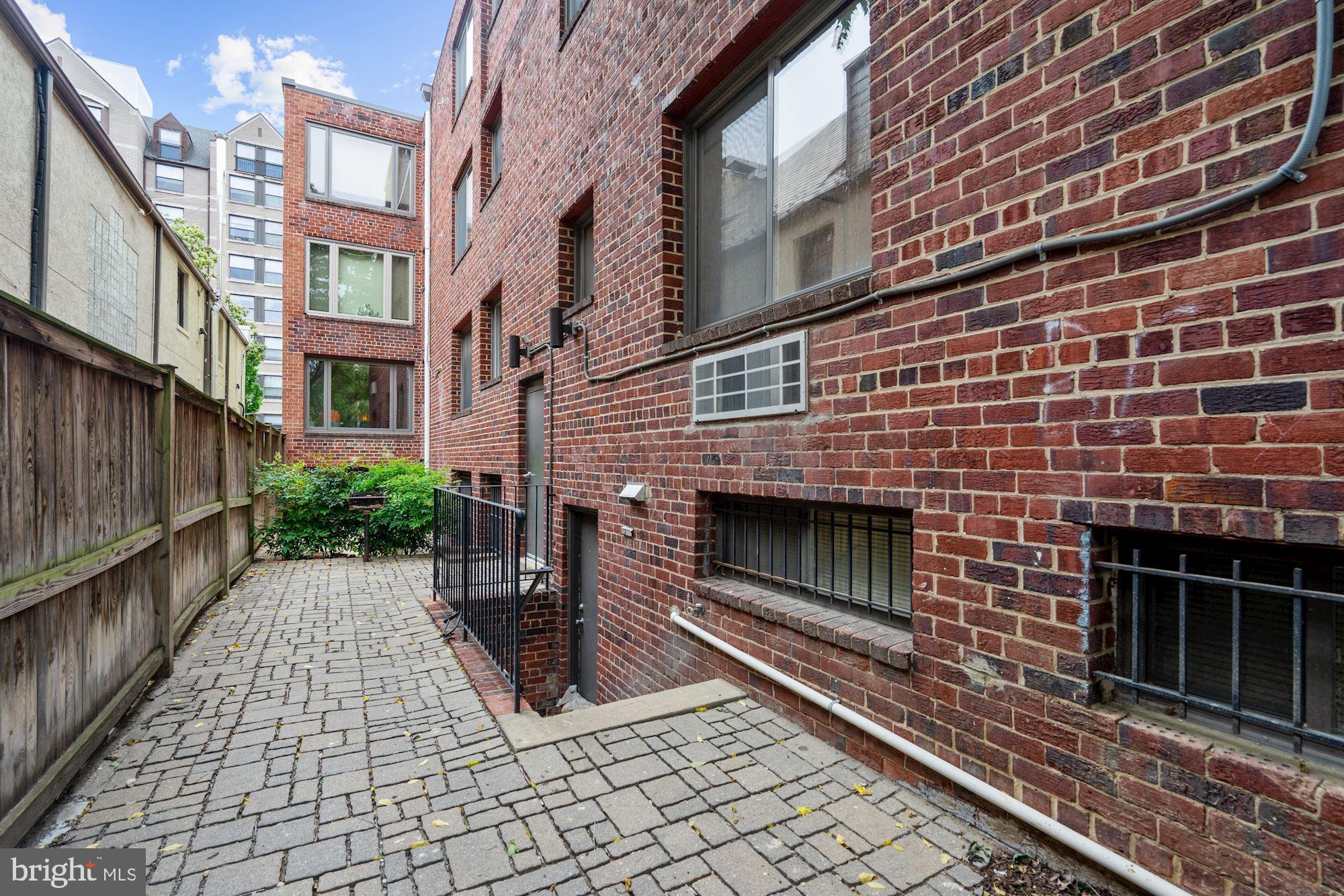 2639 15th Street Northwest, Unit 104 Washington, DC 20009 - Photo 19 of 20