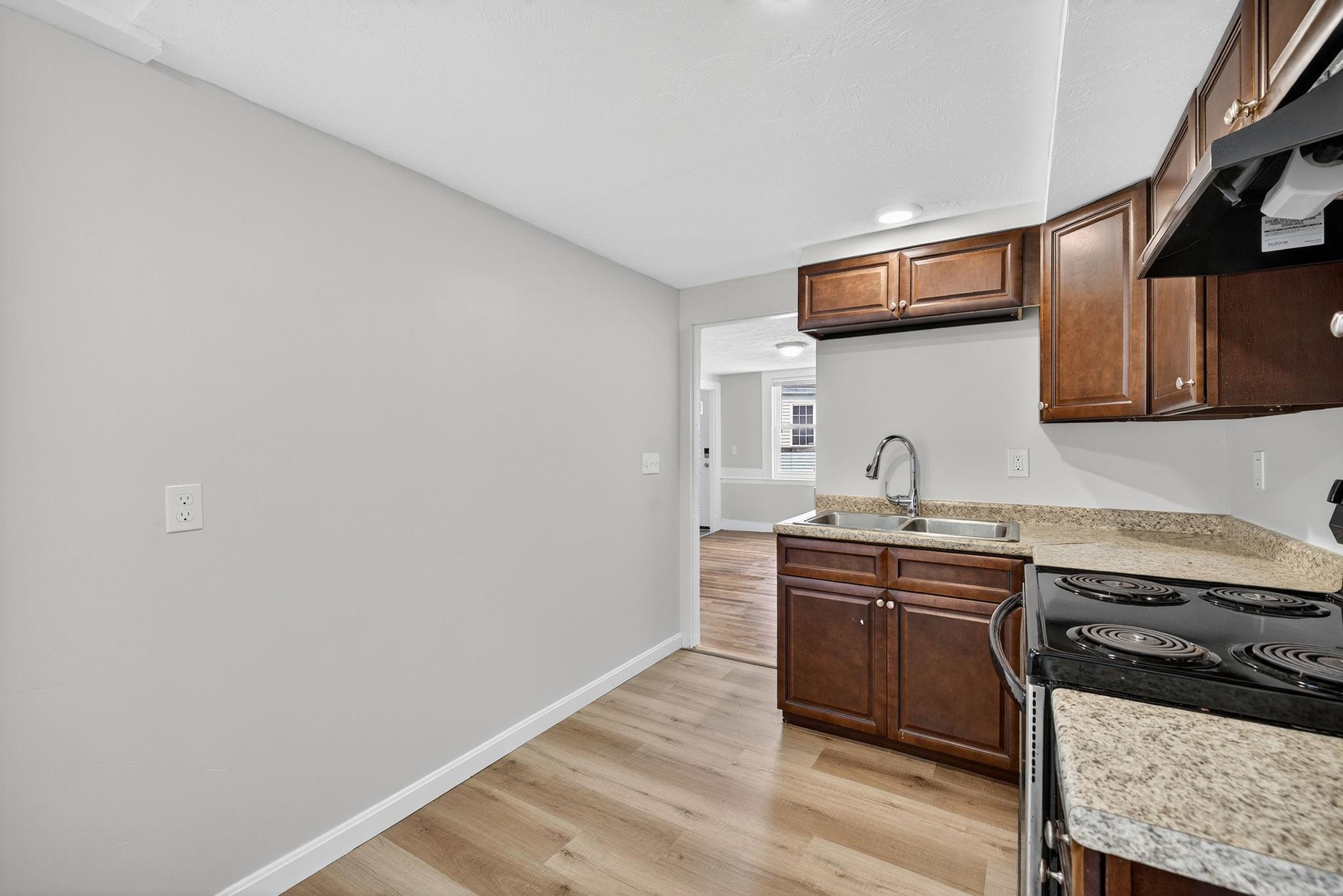 7-9 Morrill Street Nashua, NH 03064 - Photo 27 of 50