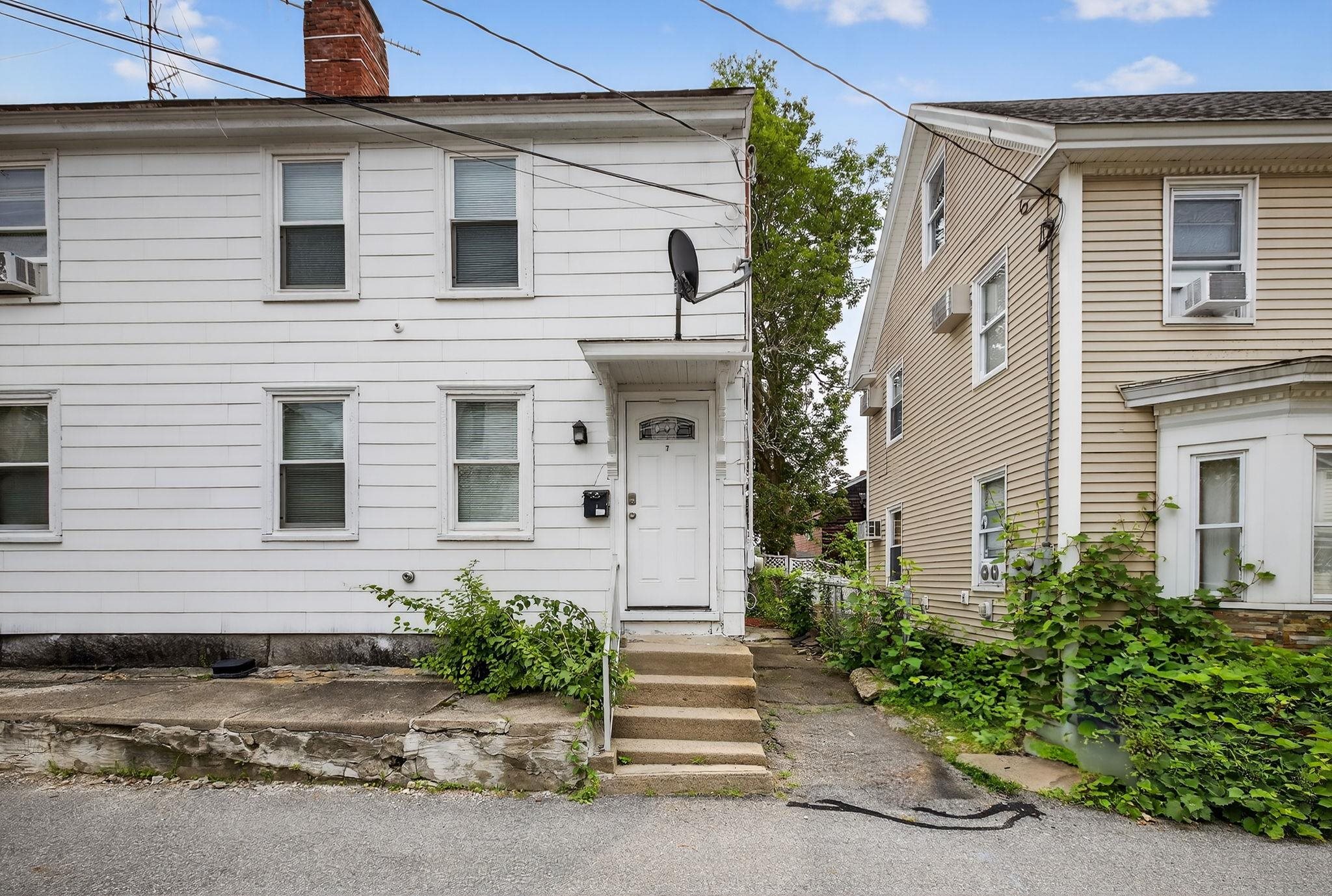 7-9 Morrill Street Nashua, NH 03064 - Photo 3 of 50