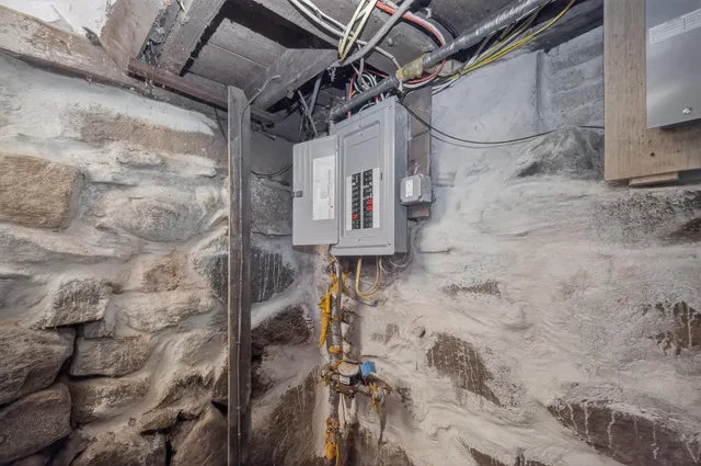 $499,000 | 7-9 Morrill Street, Nashua, NH 03064