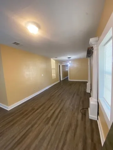 $207,000 | 214 South Hackberry Avenue, Luling, TX 78648