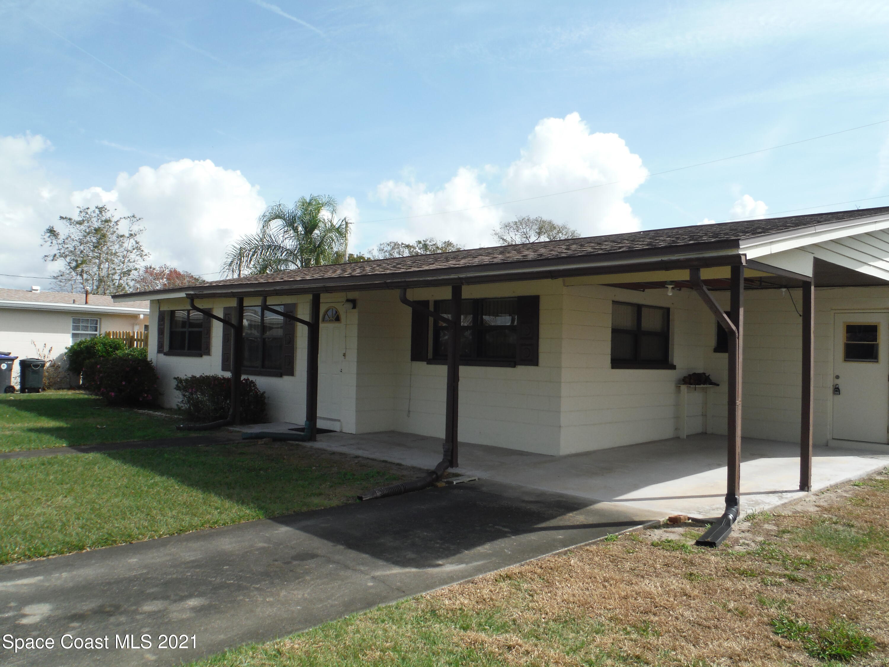 3001 Pembrooke Road Titusville, FL 32796 - Photo 2 of 20 Front