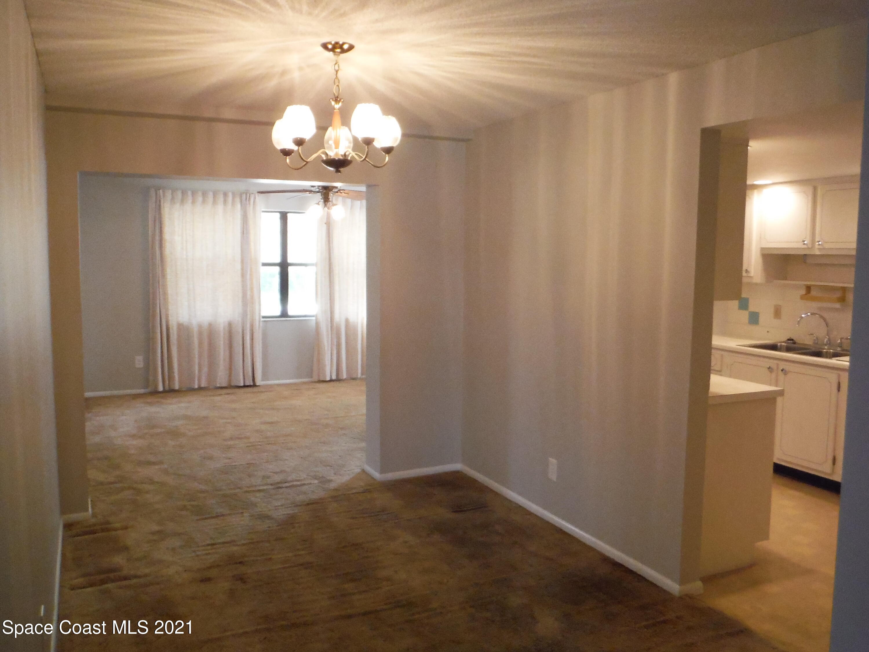 3001 Pembrooke Road Titusville, FL 32796 - Photo 8 of 20 DSCF5548