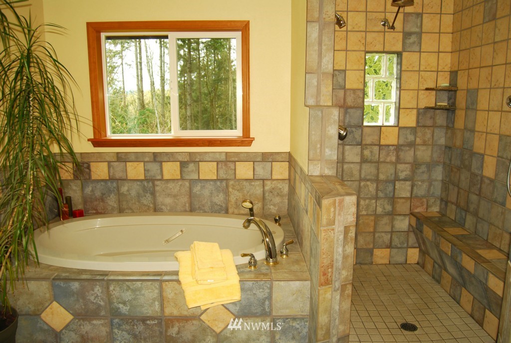 1503 Southwest Cook Road Port Orchard, WA 98367 - Photo 15 of 22 Gallery Image 15