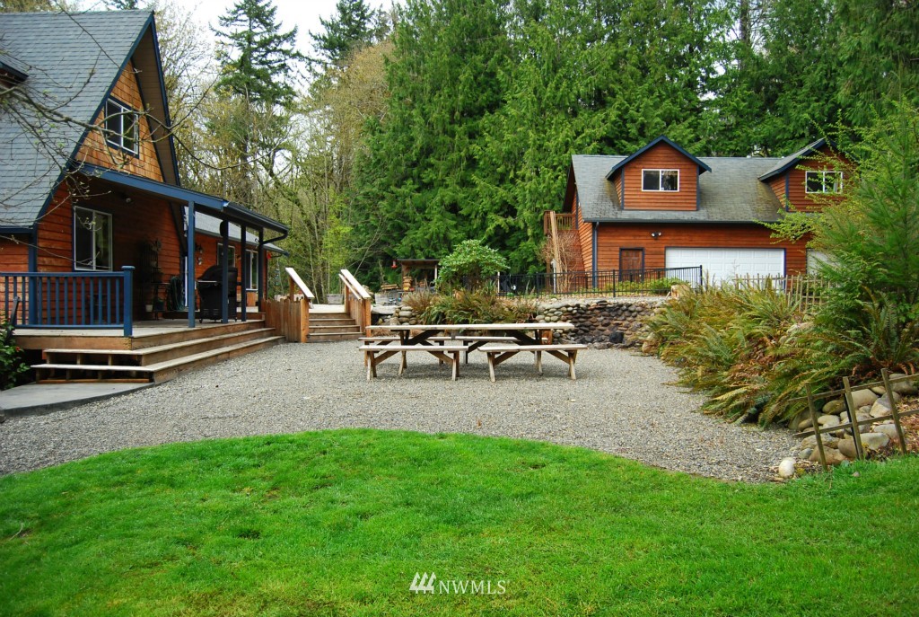 1503 Southwest Cook Road Port Orchard, WA 98367 - Photo 4 of 22 Gallery Image 4
