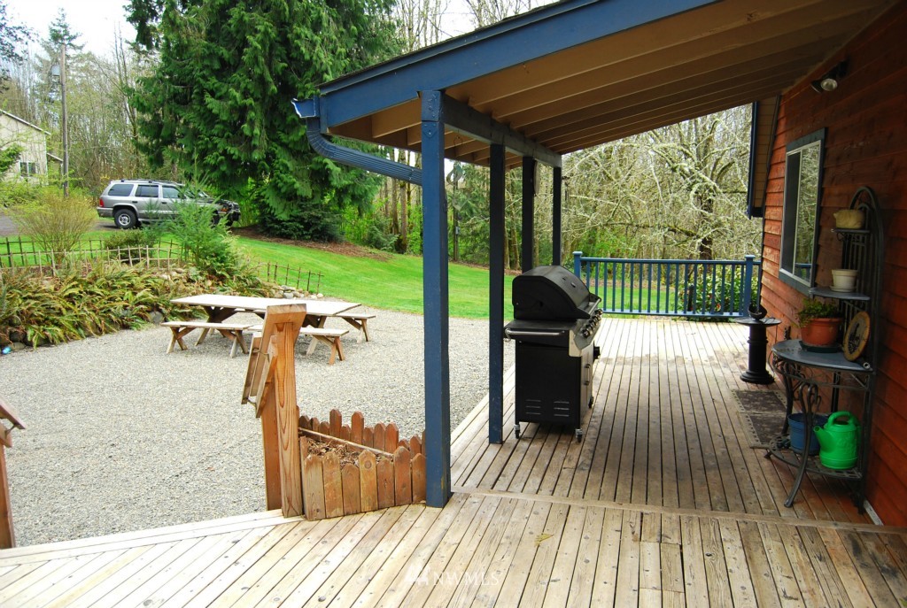 1503 Southwest Cook Road Port Orchard, WA 98367 - Photo 5 of 22 Gallery Image 5