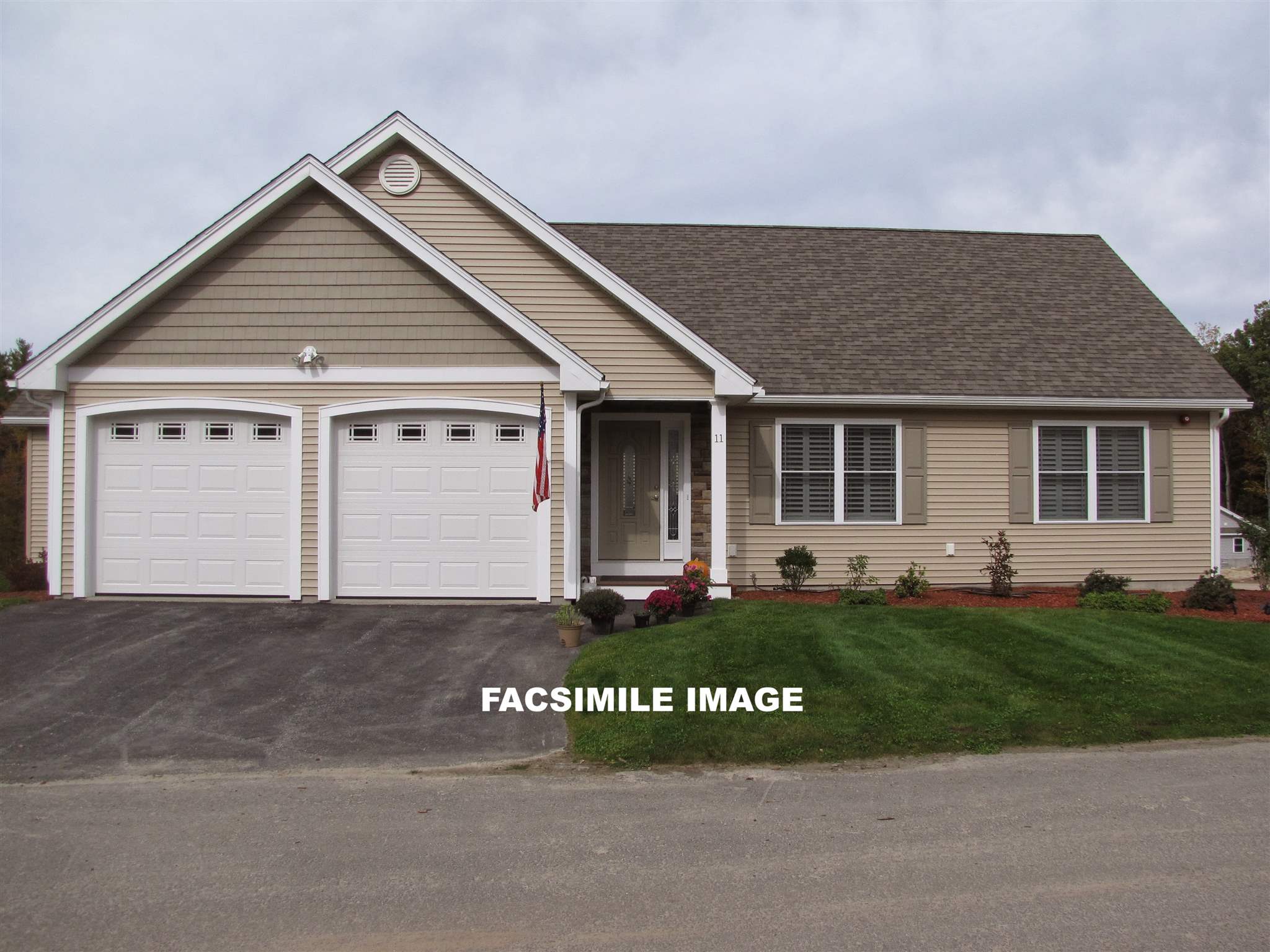 37 Abacoa Road Pelham, NH 03076 - Photo 1 of 2