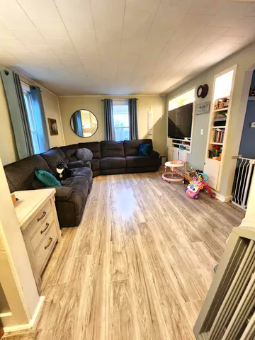 $275,000 | 35 Silver Road, Bangor, ME 04401