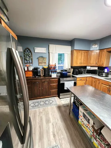 $275,000 | 35 Silver Road, Bangor, ME 04401