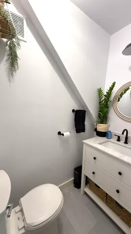 $275,000 | 35 Silver Road, Bangor, ME 04401