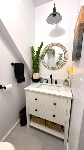 $275,000 | 35 Silver Road, Bangor, ME 04401