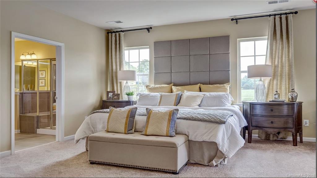 16823 Harbor View Road, Unit 131 Charlotte, NC 28278 - Photo 6 of 16 Gallery Image 6