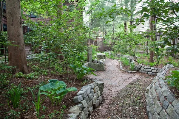 $5,150 | 241 River Street, Unit 10, Cambridge, MA 02139