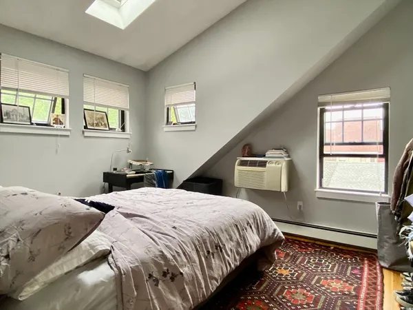 $5,150 | 241 River Street, Unit 10, Cambridge, MA 02139