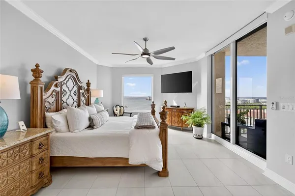 $1,400,000 | 5823 Bowen Daniel Drive, Unit 906, Tampa, FL 33611