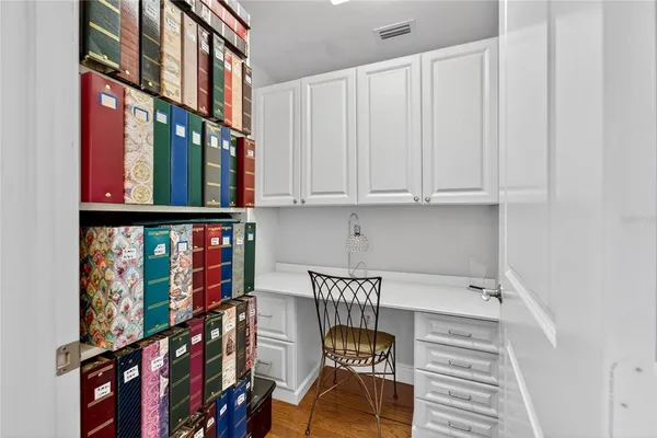 $1,400,000 | 5823 Bowen Daniel Drive, Unit 906, Tampa, FL 33611