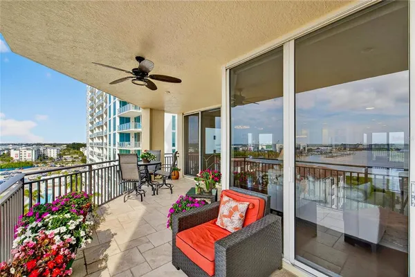 $1,400,000 | 5823 Bowen Daniel Drive, Unit 906, Tampa, FL 33611