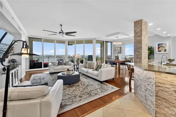 $1,400,000 | 5823 Bowen Daniel Drive, Unit 906, Tampa, FL 33611