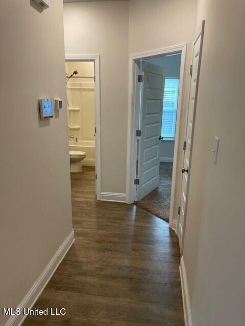 15610 Ridge Court Biloxi, MS 39532 - Photo 7 of 22 Hallway for Bedroom 1 and 2 with bath in