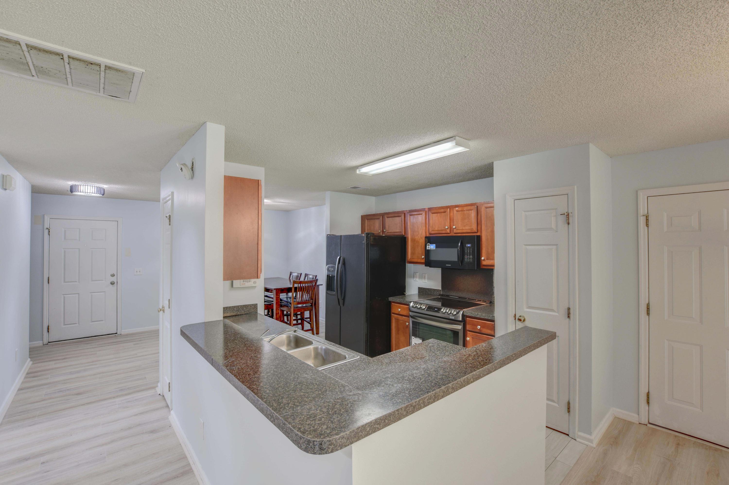 248 Eagle Ridge Road Summerville, SC 29485 - Photo 6 of 30 kitchen