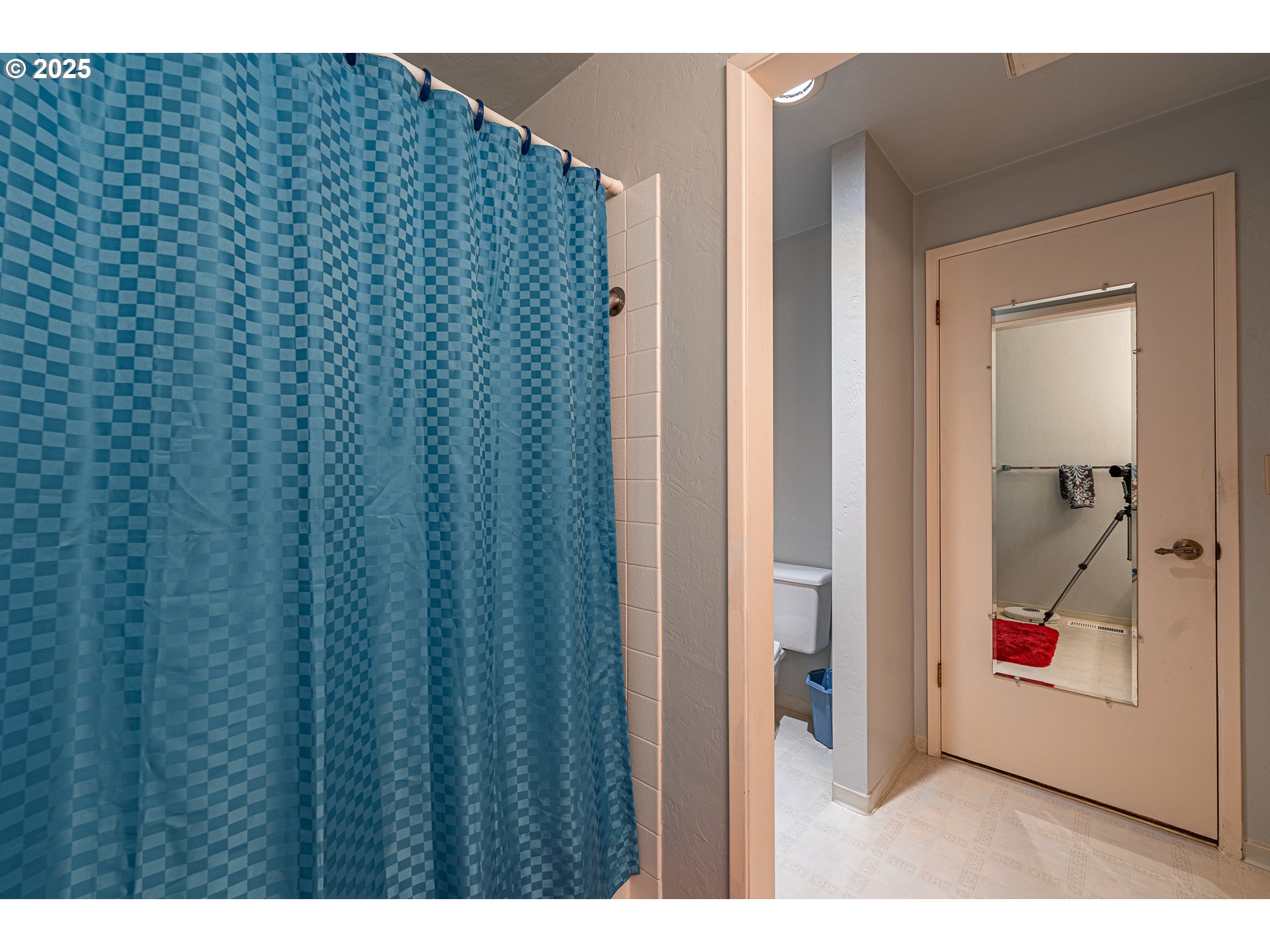 2224 Ridgeway Drive Eugene, OR 97401 - Photo 23 of 26 Gallery Image 23