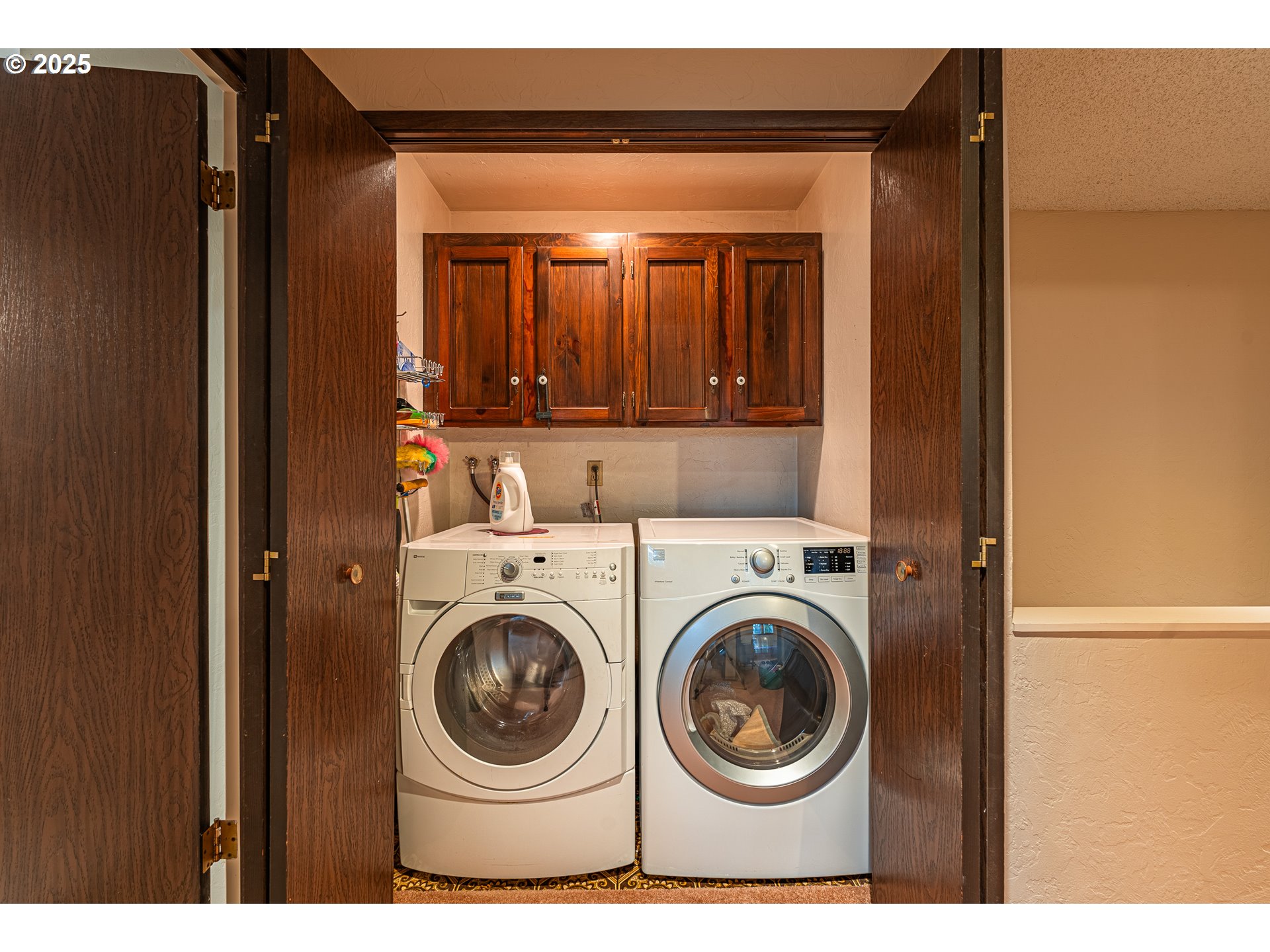 2224 Ridgeway Drive Eugene, OR 97401 - Photo 24 of 26 Gallery Image 24