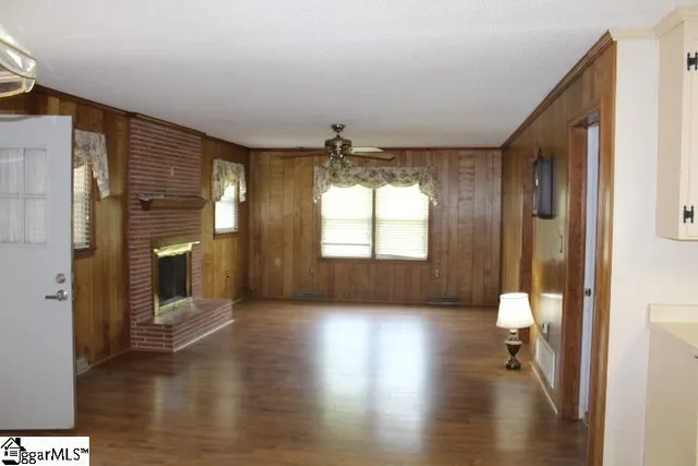 $239,999 | 208 State Rd S-30-483, Clinton, SC 29325