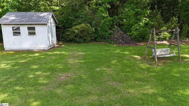 $239,999 | 208 State Rd S-30-483, Clinton, SC 29325