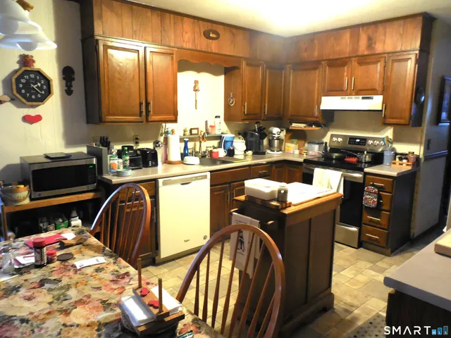 $349,900 | 45 Lake Street, Wolcott, CT 06716