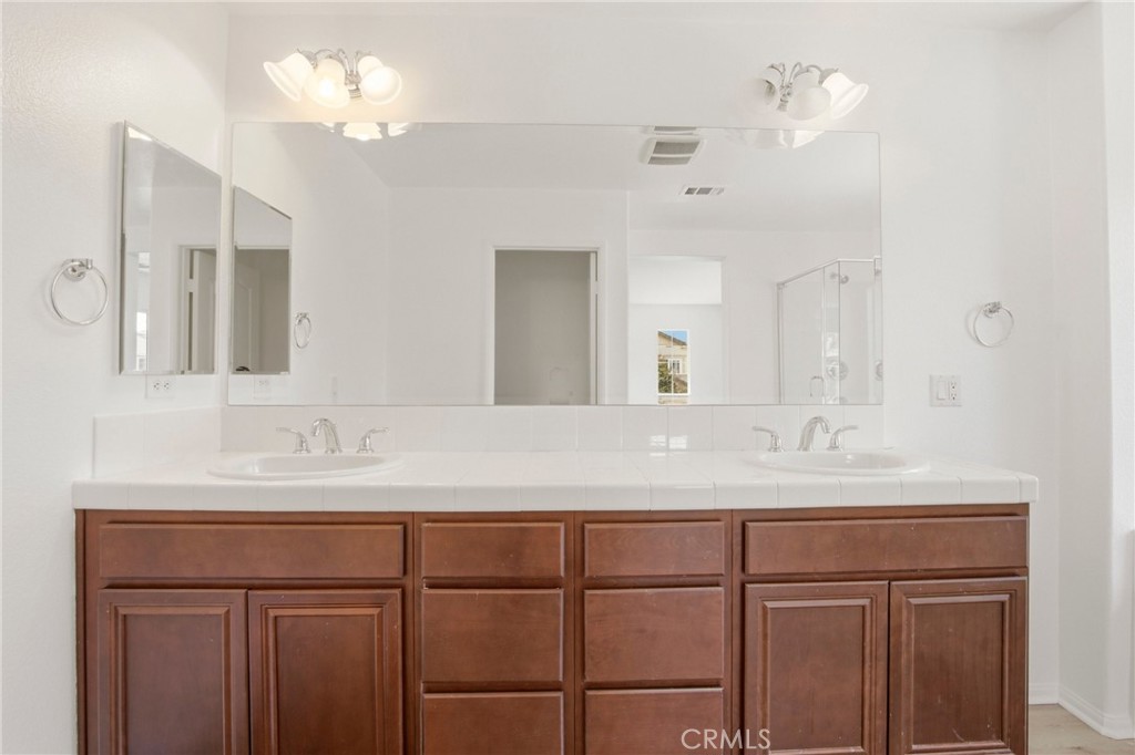 31598-31598 Six Rivers Court Temecula, CA 92592 - Photo 26 of 43
