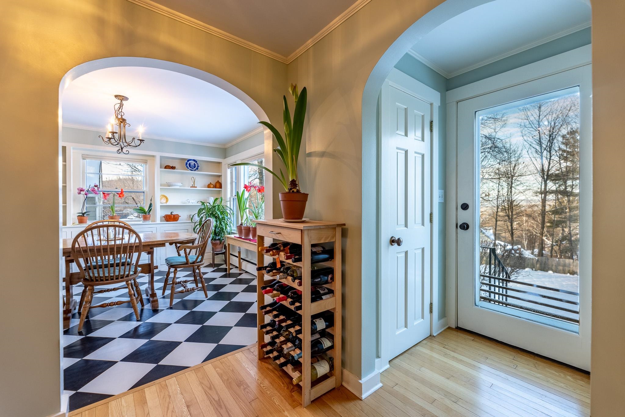 39 Prospect Street Lebanon, NH 03766 - Photo 9 of 37