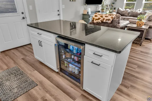 $374,900 | 8739 Eagle's Landing Drive, Manhattan, KS 66502