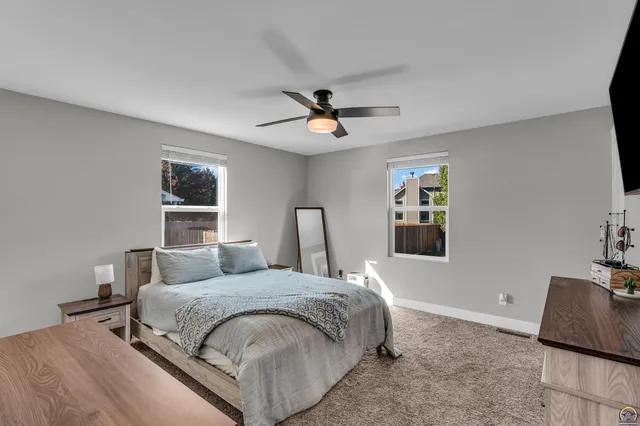 $374,900 | 8739 Eagle's Landing Drive, Manhattan, KS 66502