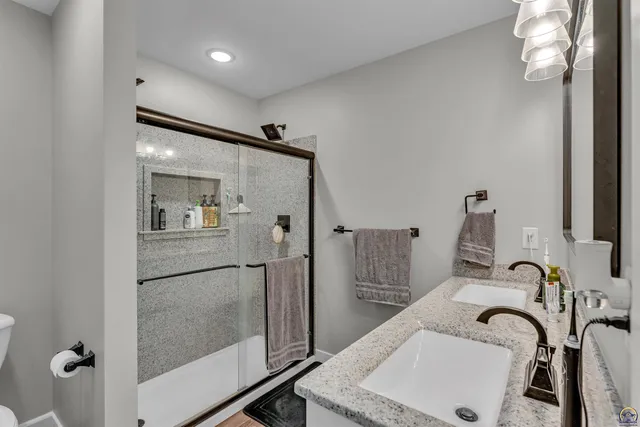 $374,900 | 8739 Eagle's Landing Drive, Manhattan, KS 66502