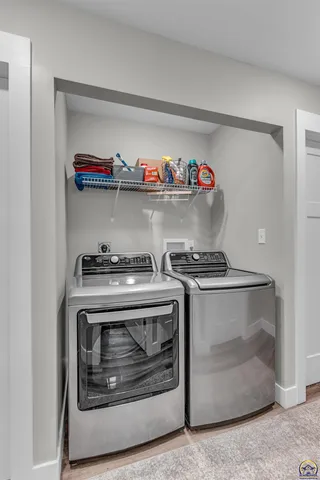 $374,900 | 8739 Eagle's Landing Drive, Manhattan, KS 66502