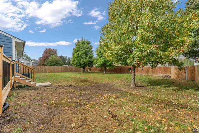 $374,900 | 8739 Eagle's Landing Drive, Manhattan, KS 66502