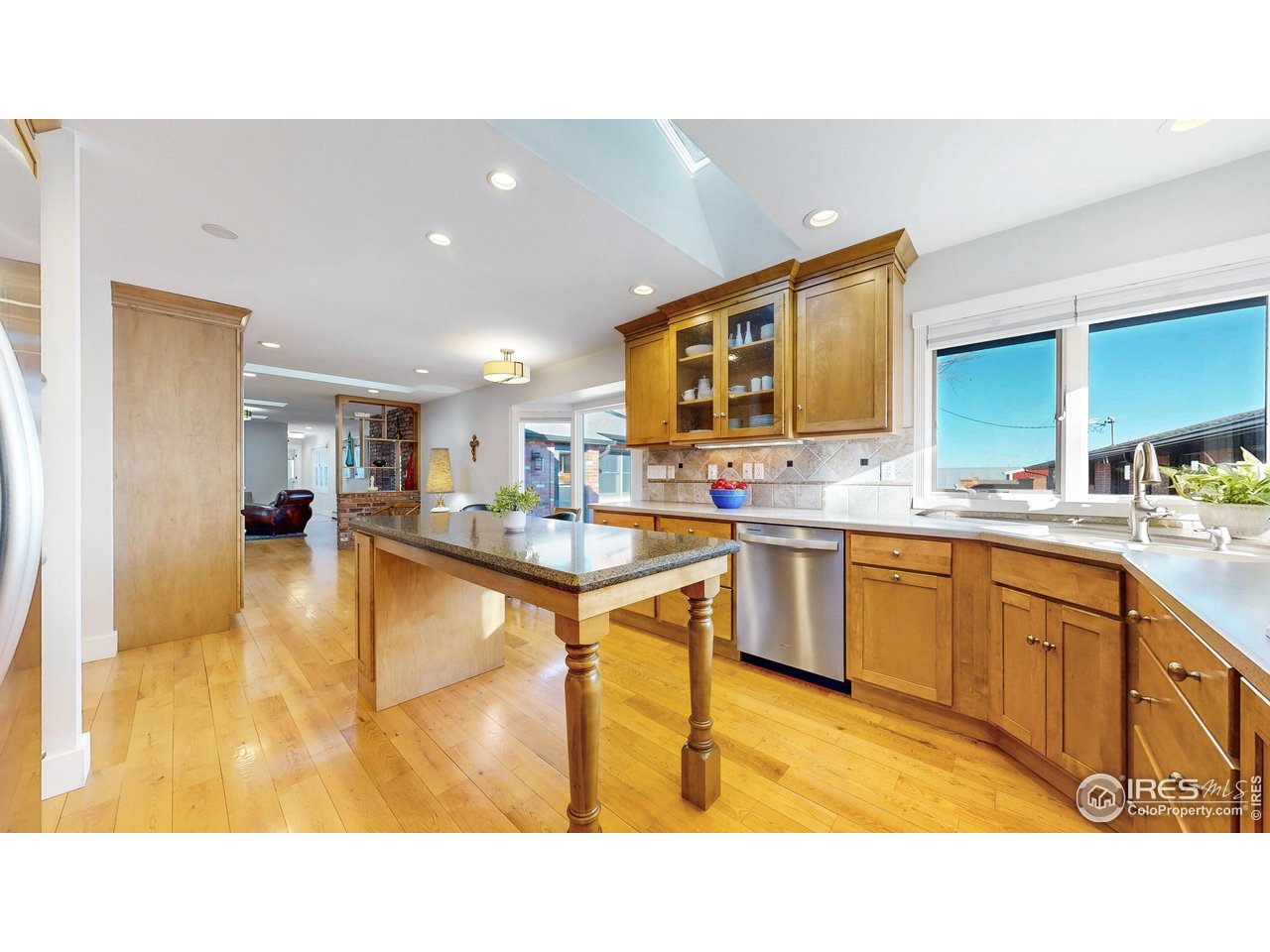 5708 South Timberline Road Fort Collins, CO 80528 - Photo 11 of 49 Spacious kitchen with traditional design and modern functionality