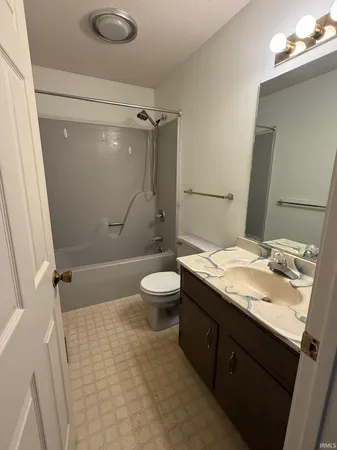 $149,900 | 4425 Wheeling Avenue, Muncie, IN 47304