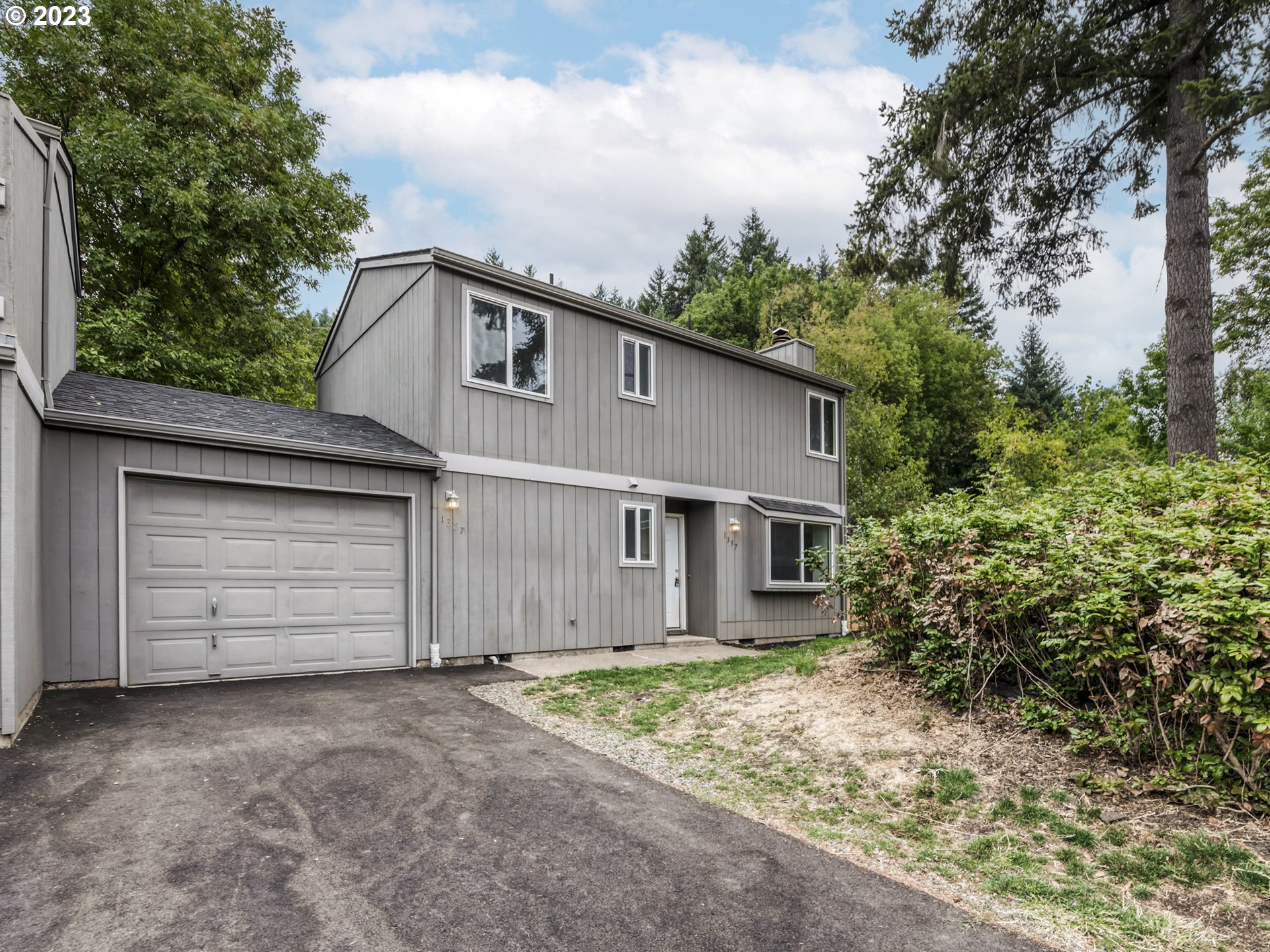 1357 East 43rd Avenue Eugene, OR 97405 - Photo 26 of 28 a house with a outdoor space
