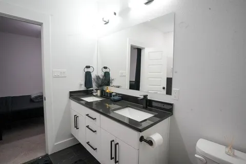 $2,500 | 4523 Solar Lane, Dallas, TX 75216