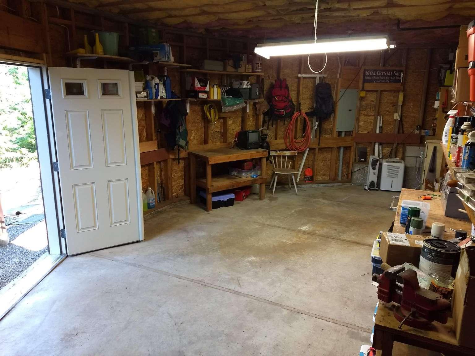 2032 Hyatt Prairie Road Ashland, OR 97520 - Photo 18 of 18 19