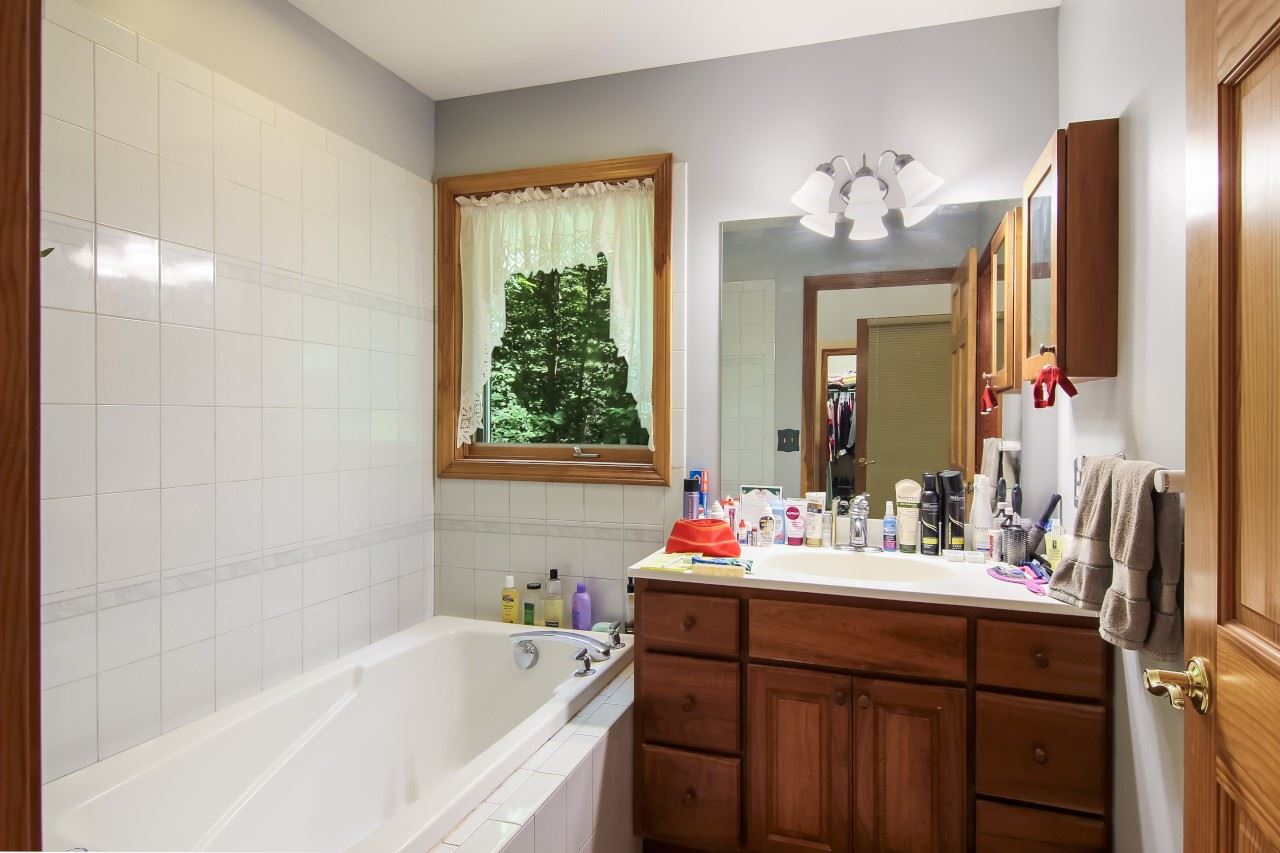 4259 Bush Road Interlochen, MI 49643 - Photo 23 of 36 1864427-22.JPG