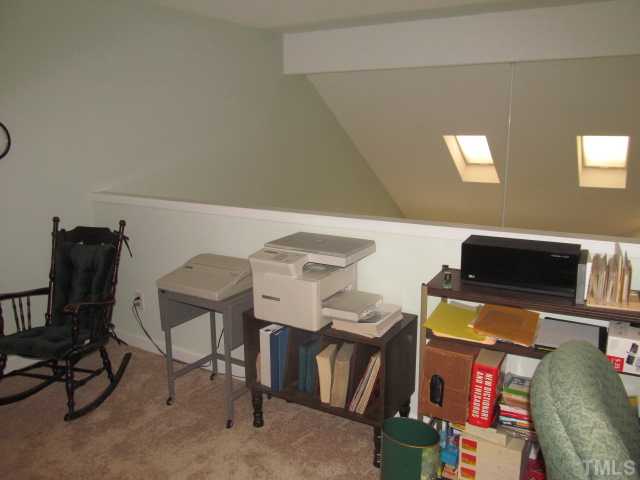 8729 Compass Lane Raleigh, NC 27615 - Photo 18 of 25 Gallery Image 18
